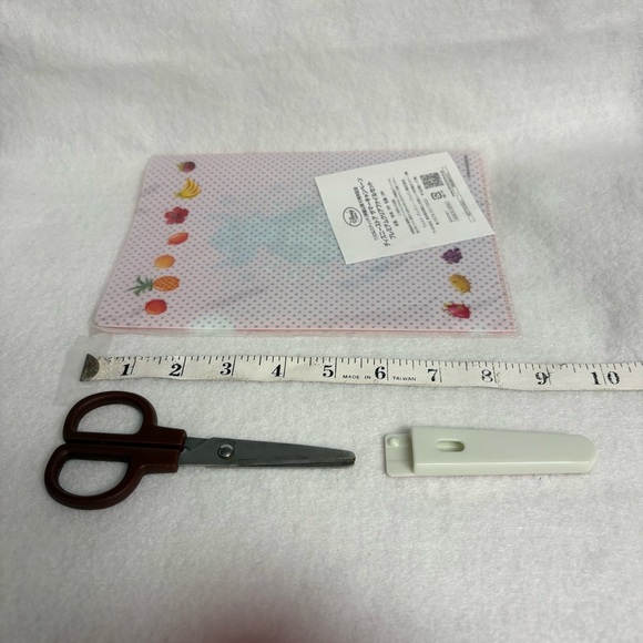 Set of 3 STITCH Scissors File Folders Green Pink Foil Roll Disney Japan - Picture 3 of 11